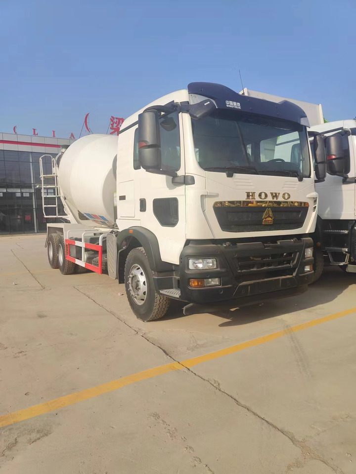 HOWO TX350 Cement Mixer Truck Click Here for Discount - Camion malaxeur: photos 3 HOWO TX350 Cement Mixer Truck Click Here for Discount - Camion malaxeur: photos 3
