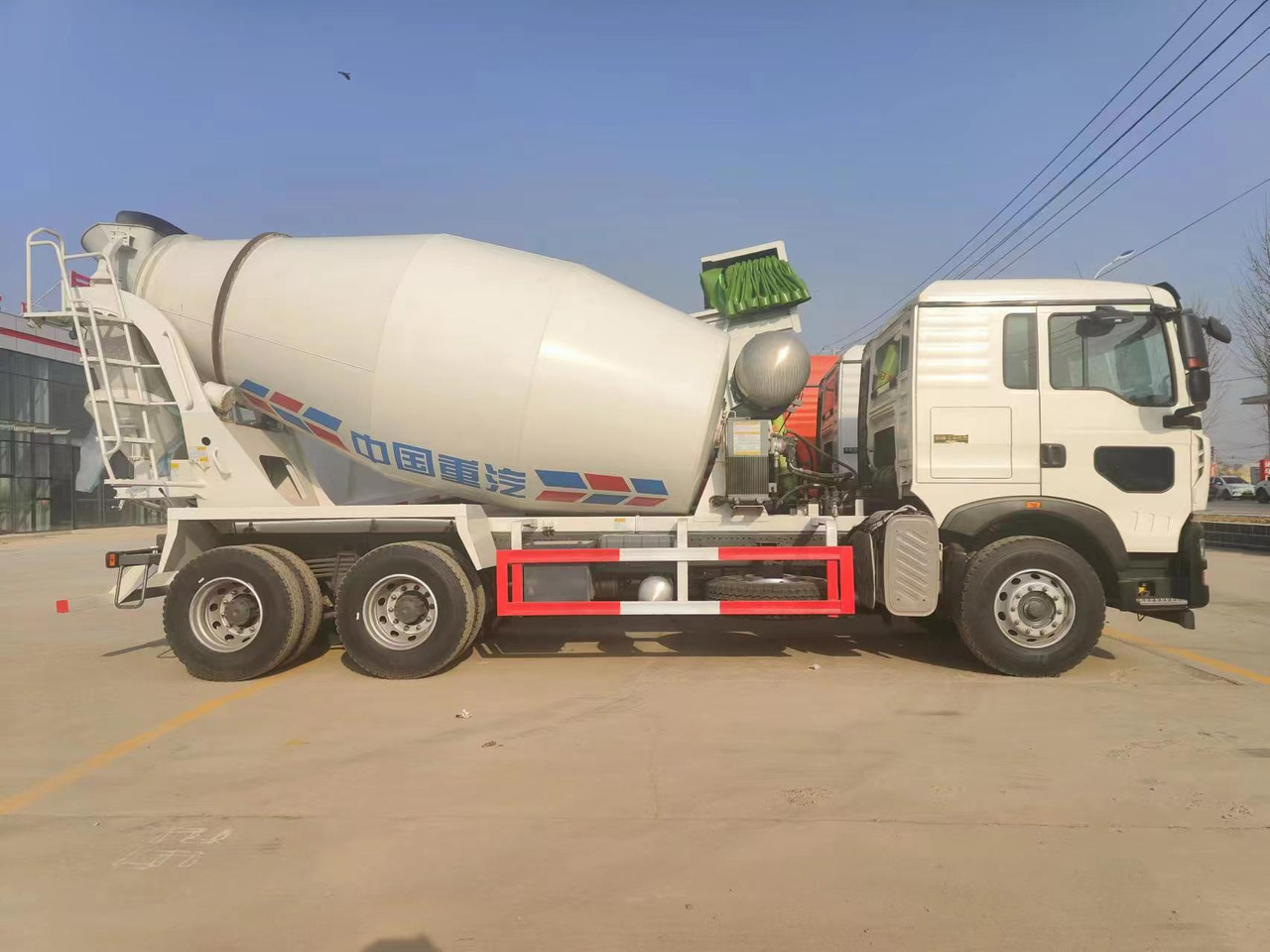 HOWO TX350 Cement Mixer Truck Click Here for Discount - Camion malaxeur: photos 5 HOWO TX350 Cement Mixer Truck Click Here for Discount - Camion malaxeur: photos 5