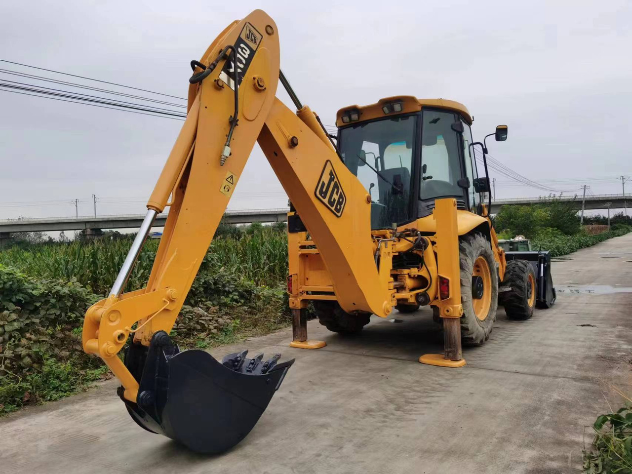 JCB Backhoe Loader 3CX Click Here for Discount - Tractopelle: photos 1 JCB Backhoe Loader 3CX Click Here for Discount - Tractopelle: photos 1