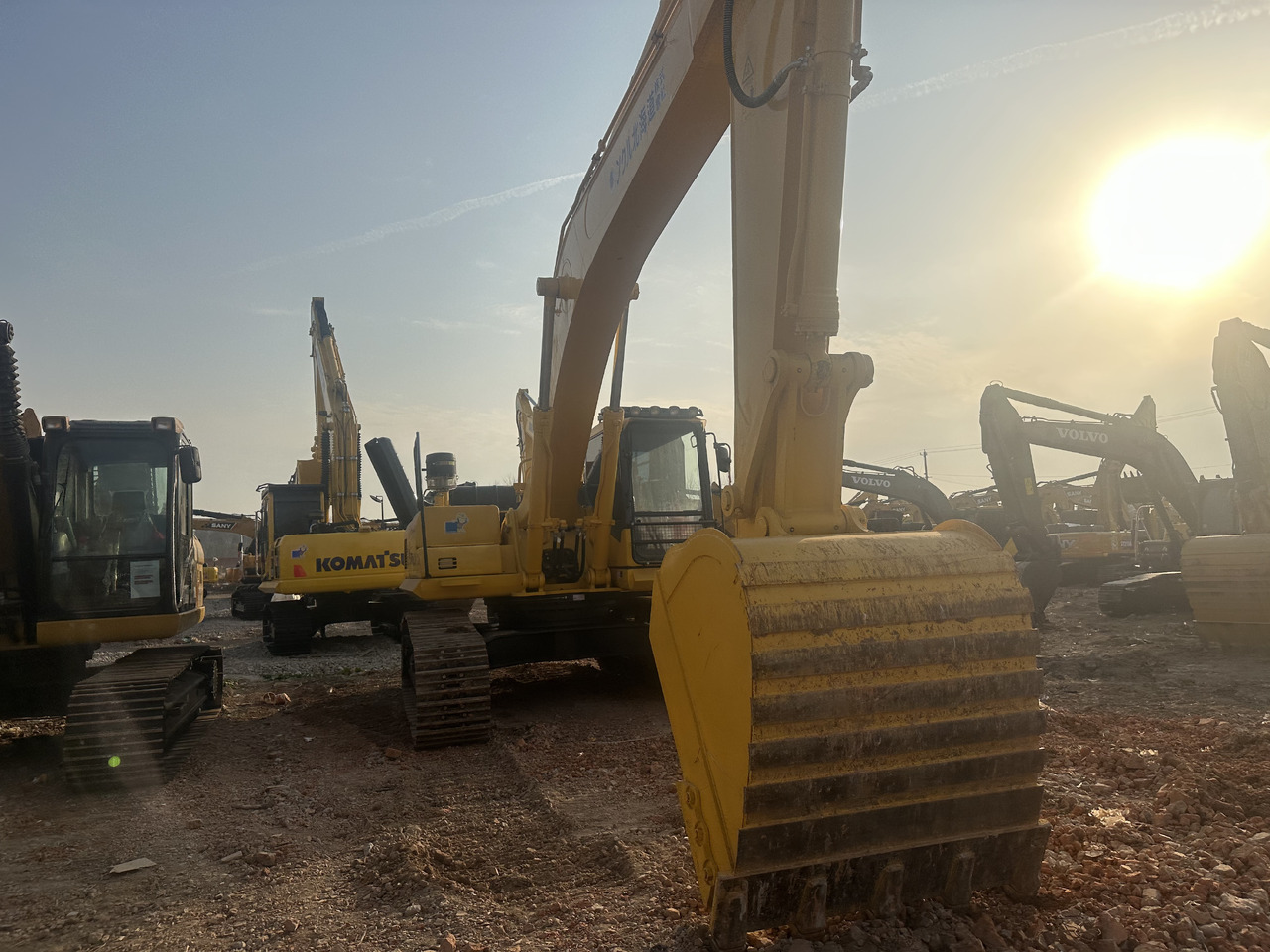 Pelle sur chenille KOMATSU PC350: photos 3