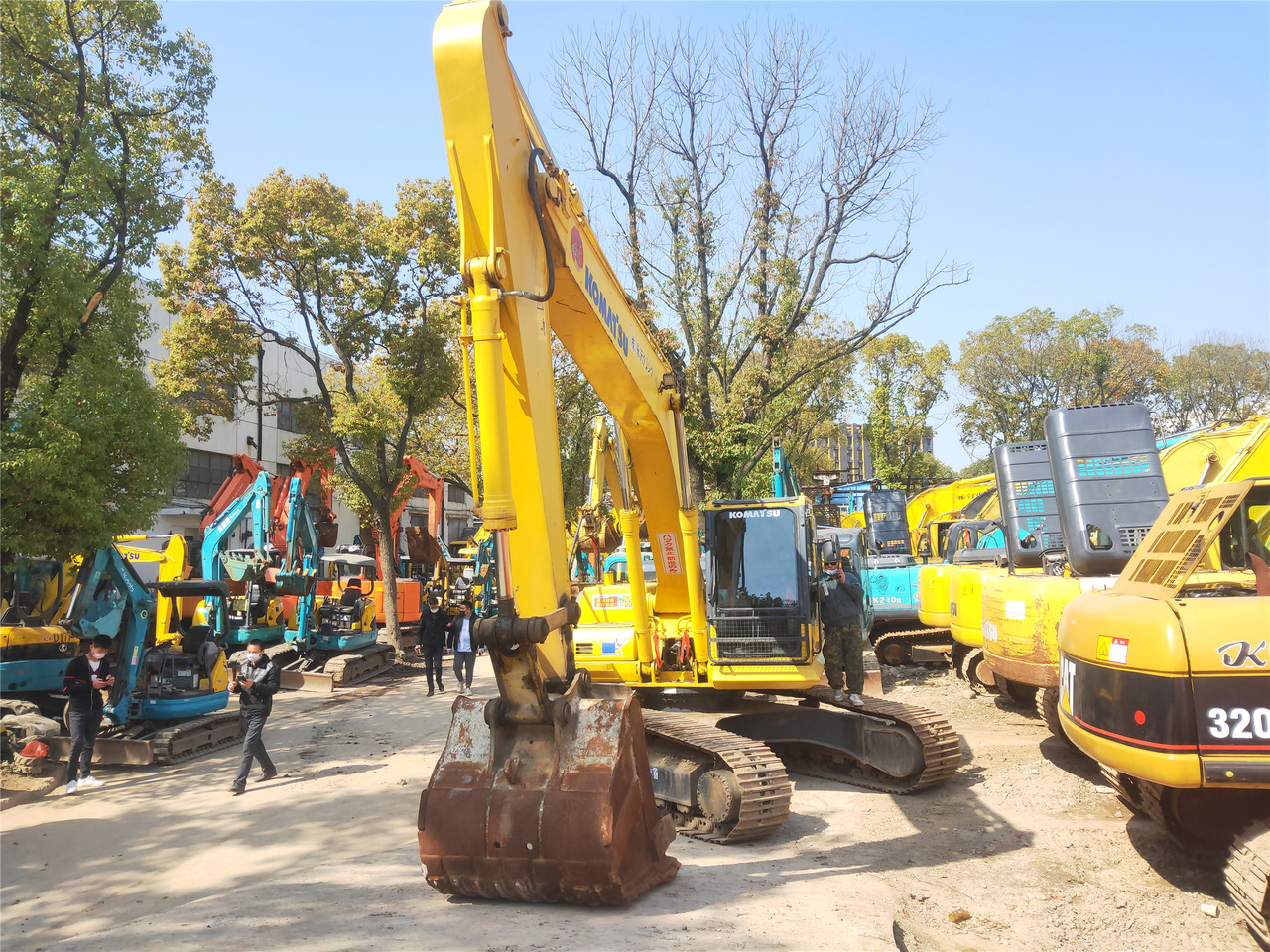 Komatsu Crawler Excavator PC240-8 - Pelle sur chenille: photos 4 Komatsu Crawler Excavator PC240-8 - Pelle sur chenille: photos 4