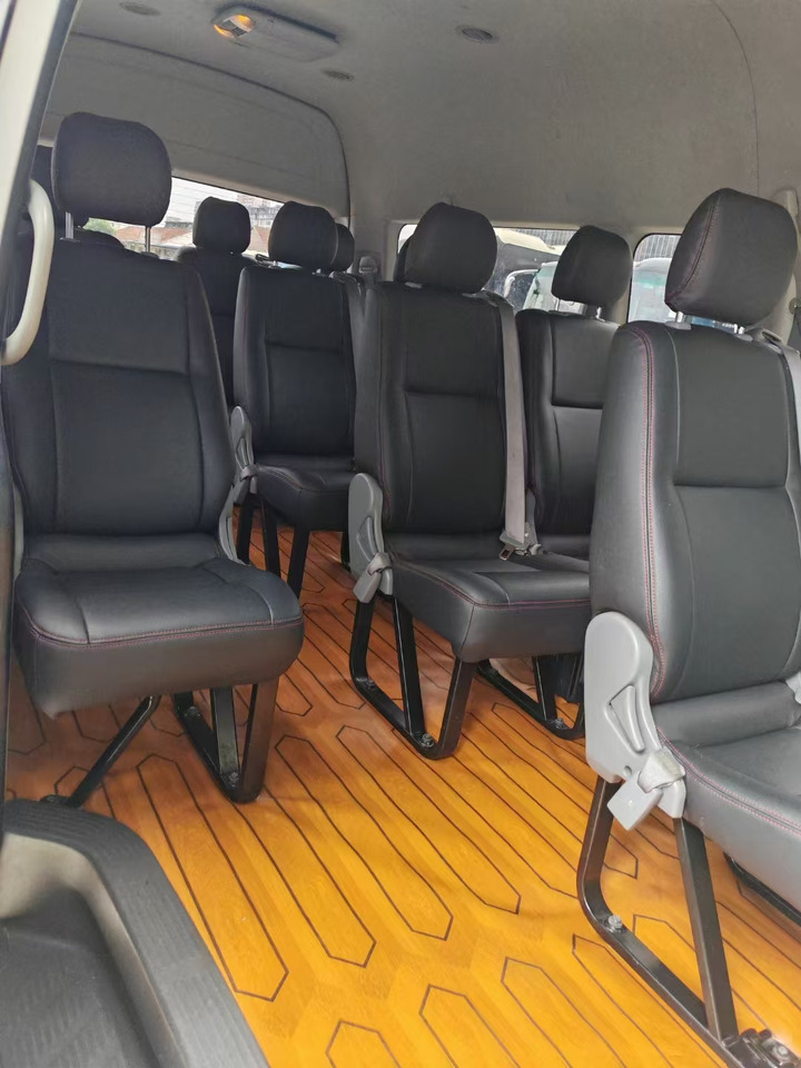 TOYOTA Toyota Hiace Bus Click Here for Discont en leasing occasion TOYOTA Toyota Hiace Bus Click Here for Discont: photos 8 TOYOTA Toyota Hiace Bus Click Here for Discont en leasing occasion TOYOTA Toyota Hiace Bus Click Here for Discont: photos 8