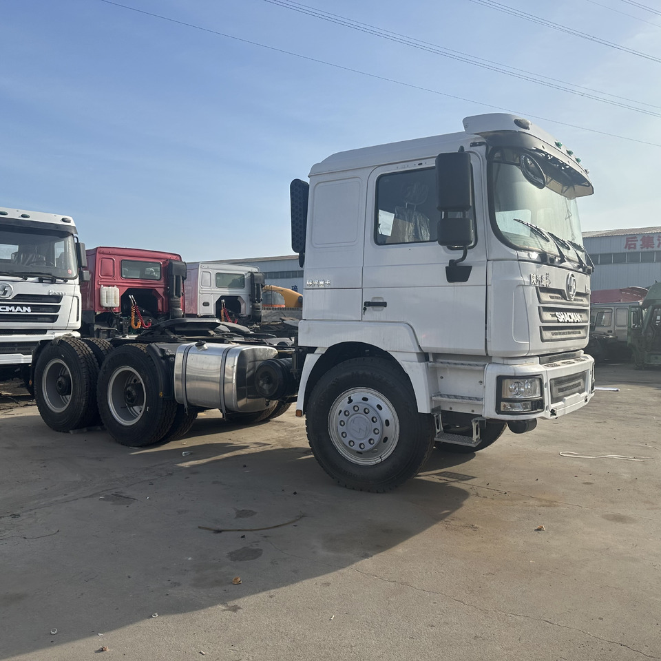SHACMAN F3000 - Tracteur routier: photos 4 SHACMAN F3000 - Tracteur routier: photos 4