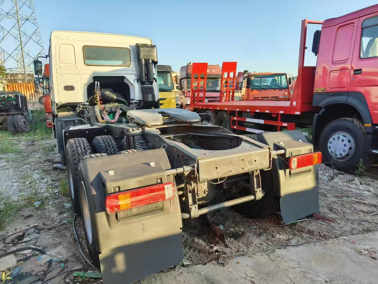 SINOTRUK HOWO 371 CLICK HERE FOR DISCOUNT - Tracteur routier: photos 5 SINOTRUK HOWO 371 CLICK HERE FOR DISCOUNT - Tracteur routier: photos 5