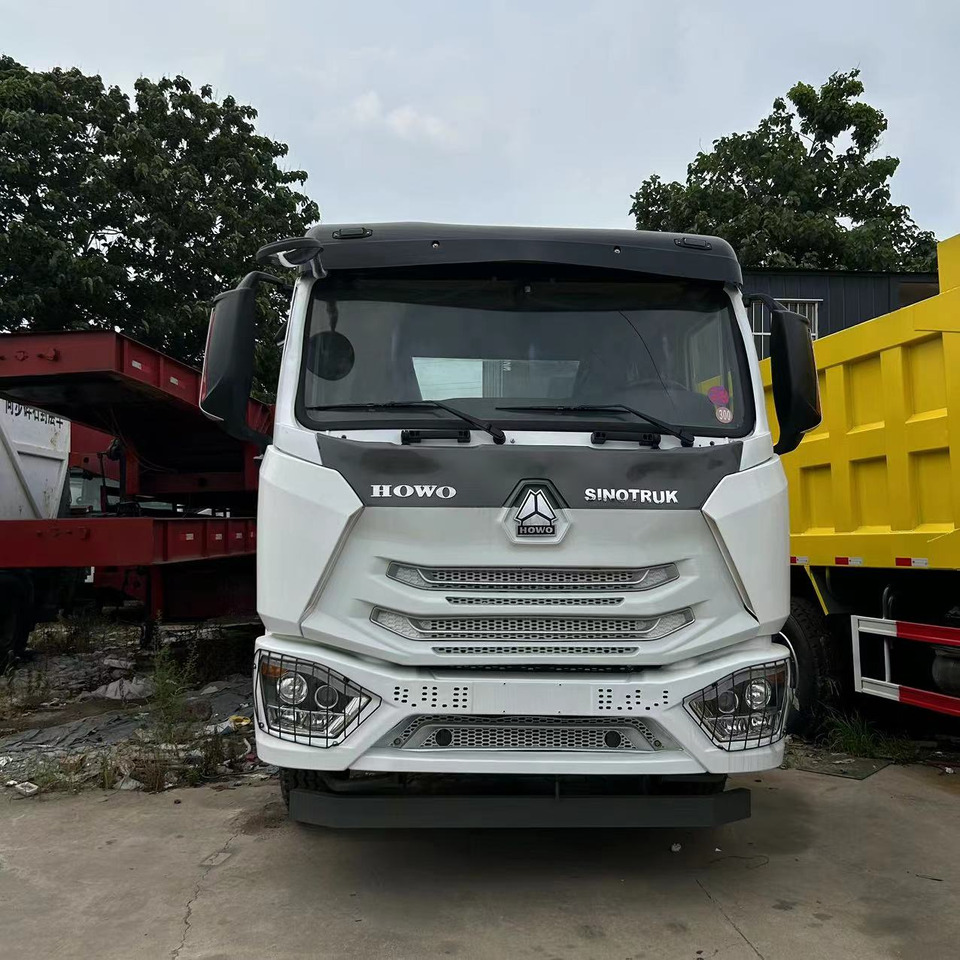 SINOTRUK HOWO 371 CLICK HERE FOR DISCOUNT - Tracteur routier: photos 2 SINOTRUK HOWO 371 CLICK HERE FOR DISCOUNT - Tracteur routier: photos 2