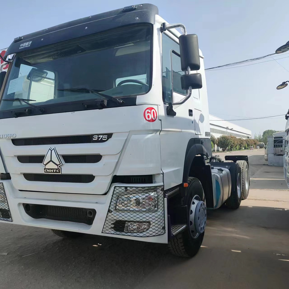 SINOTRUK HOWO 375 CLICK HERE FOR DISCOUNT - Tracteur routier: photos 1 SINOTRUK HOWO 375 CLICK HERE FOR DISCOUNT - Tracteur routier: photos 1