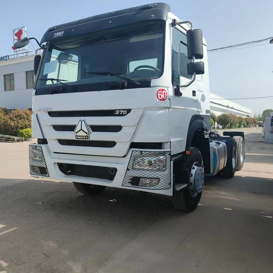 SINOTRUK HOWO 375 CLICK HERE FOR DISCOUNT - Tracteur routier: photos 2 SINOTRUK HOWO 375 CLICK HERE FOR DISCOUNT - Tracteur routier: photos 2