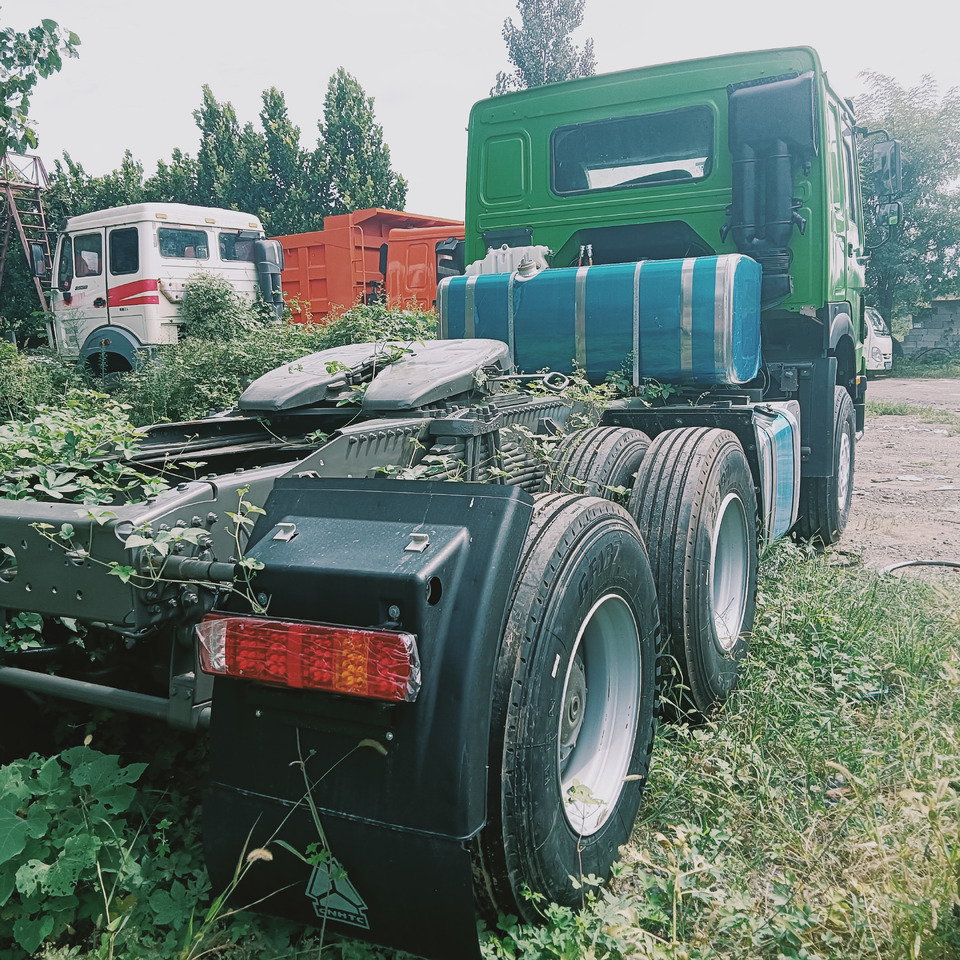 SINOTRUK HOWO 420 CLICK HERE FOR DISCOUNT - Tracteur routier: photos 4 SINOTRUK HOWO 420 CLICK HERE FOR DISCOUNT - Tracteur routier: photos 4