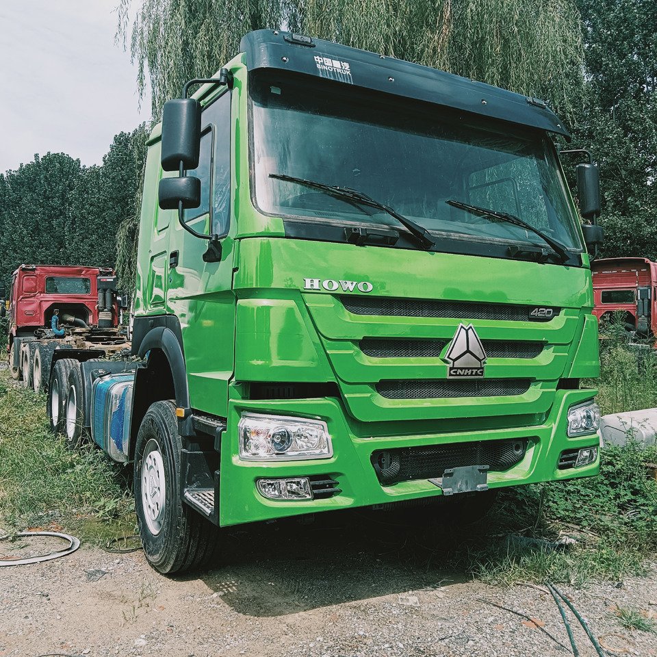 SINOTRUK HOWO 420 CLICK HERE FOR DISCOUNT - Tracteur routier: photos 2 SINOTRUK HOWO 420 CLICK HERE FOR DISCOUNT - Tracteur routier: photos 2