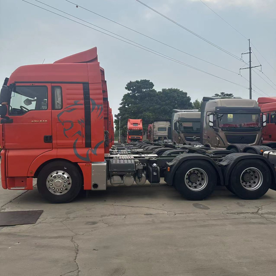 SINOTRUK SITRAK - Tracteur routier: photos 1 SINOTRUK SITRAK - Tracteur routier: photos 1