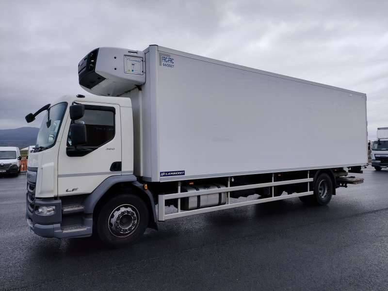 Camion Porteur FRIGO 19 TONNES 320 CV HAYON CAISSE LAMBERET BI TEMP GROUPE CARRIER SUPRA 1150 - - Camion frigorifique: photos 2 Camion Porteur FRIGO 19 TONNES 320 CV HAYON CAISSE LAMBERET BI TEMP GROUPE CARRIER SUPRA 1150 - - Camion frigorifique: photos 2