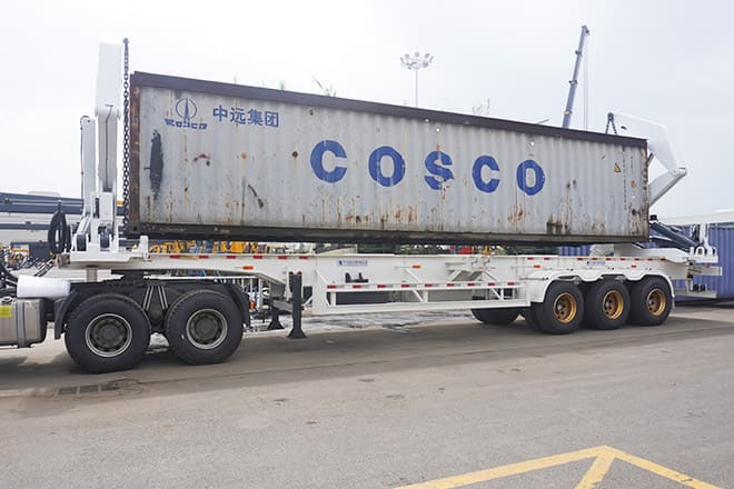 China Container Side Loader Price for Sale in Ghana - Semi-remorque porte-conteneur/ Caisse mobile: photos 1 China Container Side Loader Price for Sale in Ghana - Semi-remorque porte-conteneur/ Caisse mobile: photos 1