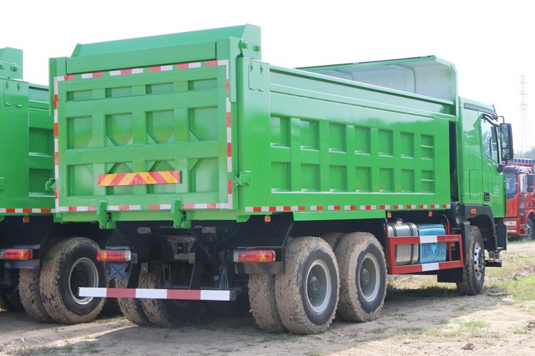 FOTON Foton 6x4 10 Wheeler Dump Truck for Sale in Jamaica - Camion benne: photos 4 FOTON Foton 6x4 10 Wheeler Dump Truck for Sale in Jamaica - Camion benne: photos 4