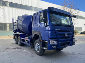 SINOTRUK Cement Mixer Lorry for Sale in Namibia - Camion malaxeur: photos 1 SINOTRUK Cement Mixer Lorry for Sale in Namibia - Camion malaxeur: photos 1