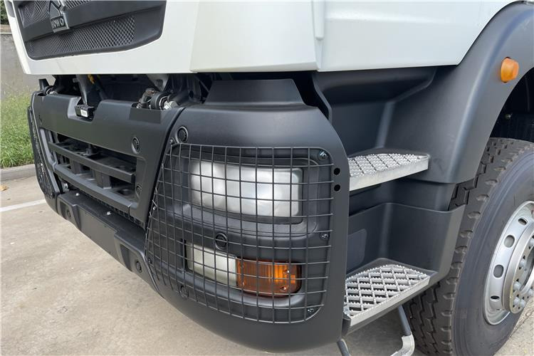 SINOTRUK Howo Dump Truck 6x4 for Sale In Ghana - Camion benne: photos 2 SINOTRUK Howo Dump Truck 6x4 for Sale In Ghana - Camion benne: photos 2