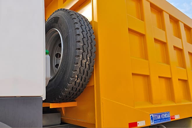 SINOTRUK Second Hand Sinotruk Howo 371 Dump Truck Specifications for Sale in Zimbabwe - Camion benne: photos 4 SINOTRUK Second Hand Sinotruk Howo 371 Dump Truck Specifications for Sale in Zimbabwe - Camion benne: photos 4