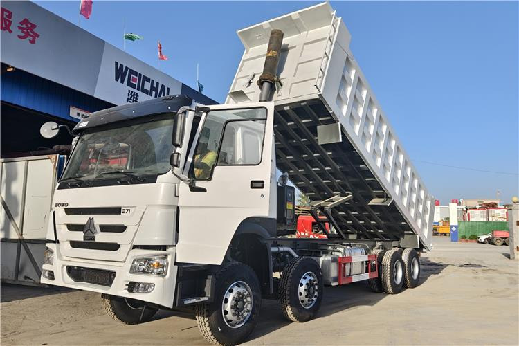 SINOTRUK Used Howo 371 Dump Truck 8x4 for Sale In Ghana - Camion benne: photos 1 SINOTRUK Used Howo 371 Dump Truck 8x4 for Sale In Ghana - Camion benne: photos 1