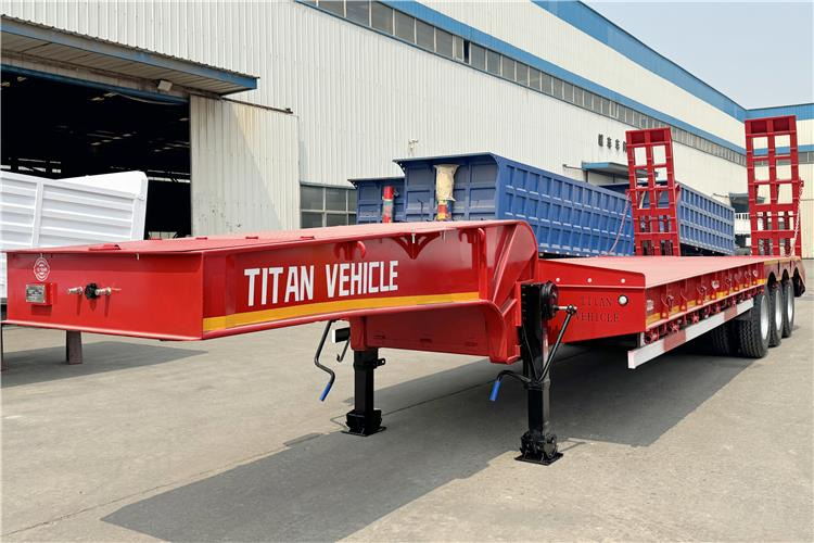 TITAN 3 Axle 60 Ton Truck Lowbed Trailer for Sale In Kenya - Semi-remorque surbaissé: photos 2 TITAN 3 Axle 60 Ton Truck Lowbed Trailer for Sale In Kenya - Semi-remorque surbaissé: photos 2