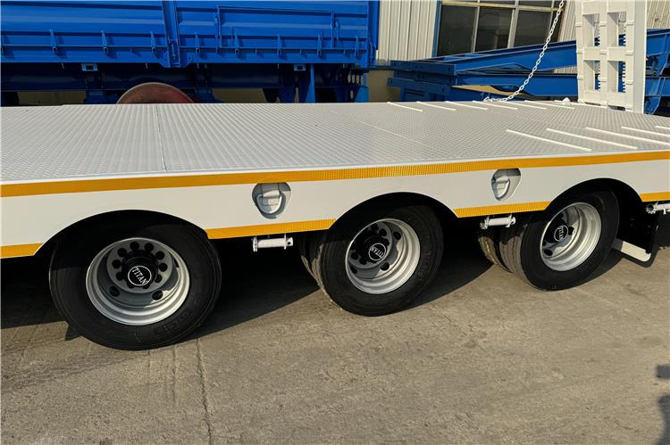 TITAN 3 Axle 80 Ton Lowbed Semi Trailer for Sale In Philippines - Semi-remorque surbaissé: photos 5 TITAN 3 Axle 80 Ton Lowbed Semi Trailer for Sale In Philippines - Semi-remorque surbaissé: photos 5