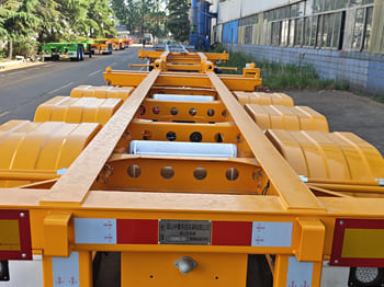 TITAN 3 Axle Container Chassis for Sale in Malawi - Semi-remorque châssis: photos 3 TITAN 3 Axle Container Chassis for Sale in Malawi - Semi-remorque châssis: photos 3