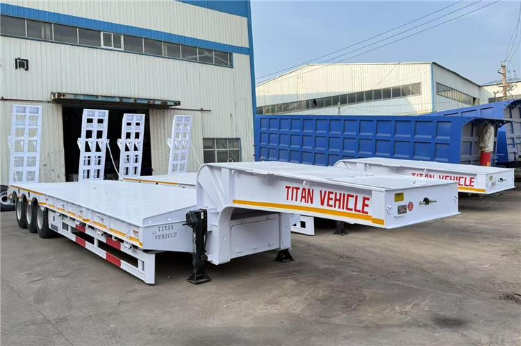 TITAN 60 Ton Low Bed Trailer for Sale In Tananiza - Semi-remorque surbaissé: photos 3 TITAN 60 Ton Low Bed Trailer for Sale In Tananiza - Semi-remorque surbaissé: photos 3