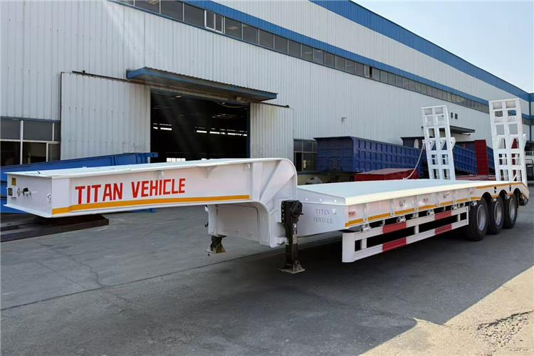 TITAN 60 Ton Low Bed Trailer for Sale In Tananiza - Semi-remorque surbaissé: photos 1 TITAN 60 Ton Low Bed Trailer for Sale In Tananiza - Semi-remorque surbaissé: photos 1