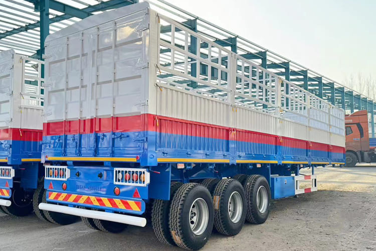 TITAN Livestock Trailer for Sale in Ghana - Semi-remorque bétaillère: photos 1 TITAN Livestock Trailer for Sale in Ghana - Semi-remorque bétaillère: photos 1