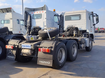 SINOTRUK 6x4 Sino Howo Truck for Sale in Sierra Leone - Tracteur routier: photos 2 SINOTRUK 6x4 Sino Howo Truck for Sale in Sierra Leone - Tracteur routier: photos 2
