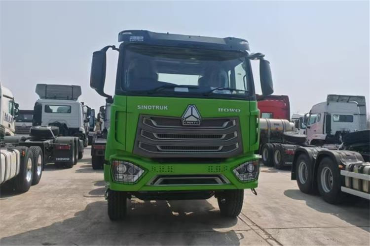 SINOTRUK Hohan Truck Head 6x4 for Sale In Nigeria - Tracteur routier: photos 4 SINOTRUK Hohan Truck Head 6x4 for Sale In Nigeria - Tracteur routier: photos 4
