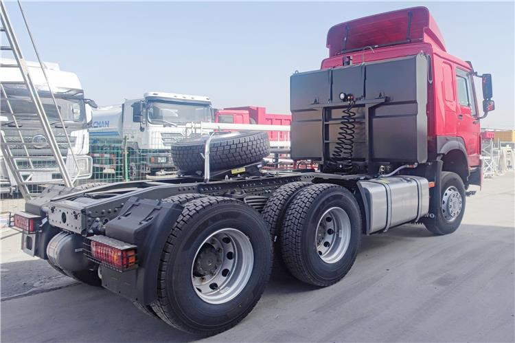 SINOTRUK Howo 6x4 Truck Price 380 HP Tractor Head for Sale In Zambia - Tracteur routier: photos 2 SINOTRUK Howo 6x4 Truck Price 380 HP Tractor Head for Sale In Zambia - Tracteur routier: photos 2
