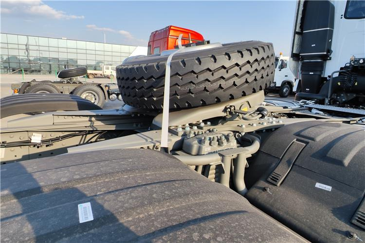SINOTRUK Sitrak T7H 430HP Truck Head Price for Sale In Zimbabwe Harare - Tracteur routier: photos 4 SINOTRUK Sitrak T7H 430HP Truck Head Price for Sale In Zimbabwe Harare - Tracteur routier: photos 4
