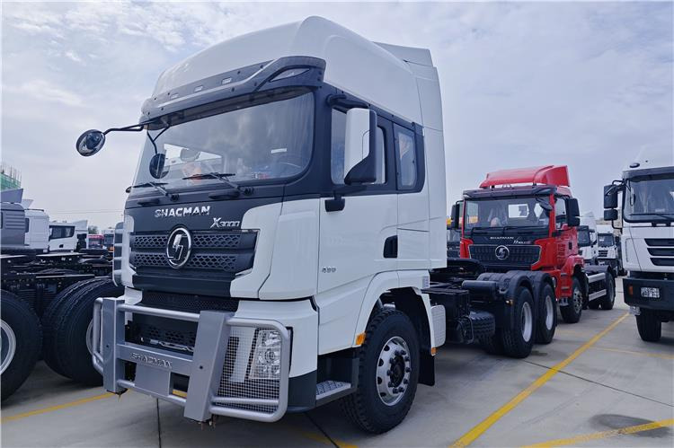 Shacman Shacman X3000 Truck Head 6x4 for Sale In Zambia - Tracteur routier: photos 1 Shacman Shacman X3000 Truck Head 6x4 for Sale In Zambia - Tracteur routier: photos 1