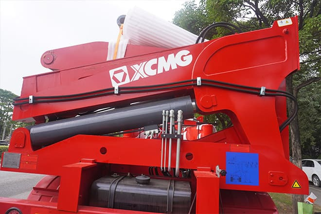 XCMG XCMG Side Loader Container Transport for Sale in Papua New Guinea - Semi-remorque porte-conteneur/ Caisse mobile: photos 3 XCMG XCMG Side Loader Container Transport for Sale in Papua New Guinea - Semi-remorque porte-conteneur/ Caisse mobile: photos 3