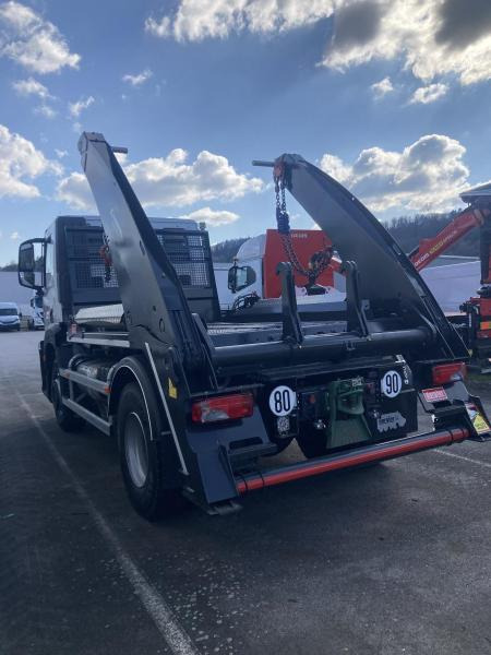 Iveco X-WAY 360 - Camion multibenne: photos 5 Iveco X-WAY 360 - Camion multibenne: photos 5