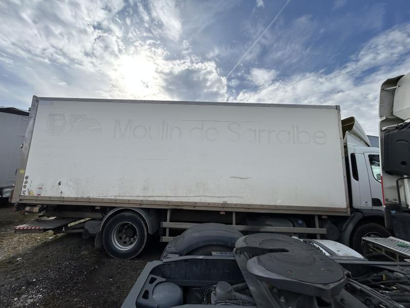 Renault Premium 320 DXI - Camion fourgon: photos 3 Renault Premium 320 DXI - Camion fourgon: photos 3