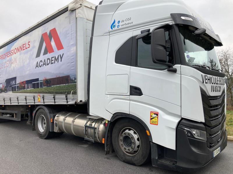 Iveco S-WAY 460 - Tracteur routier: photos 2 Iveco S-WAY 460 - Tracteur routier: photos 2