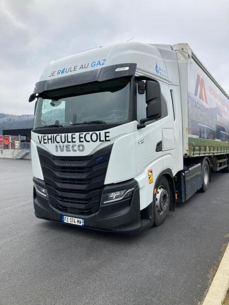 Iveco S-WAY 460 - Tracteur routier: photos 1 Iveco S-WAY 460 - Tracteur routier: photos 1