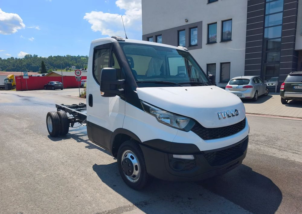 Iveco DAILY 35c14 2.3 hpi rama do zabudowy, 3,75 rozstaw - Châssis cabine: photos 3 Iveco DAILY 35c14 2.3 hpi rama do zabudowy, 3,75 rozstaw - Châssis cabine: photos 3