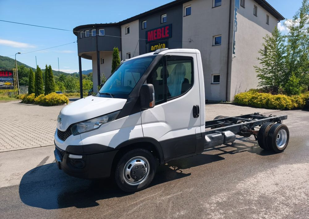 Iveco DAILY 35c14 2.3 hpi rama do zabudowy, 3,75 rozstaw - Châssis cabine: photos 1 Iveco DAILY 35c14 2.3 hpi rama do zabudowy, 3,75 rozstaw - Châssis cabine: photos 1