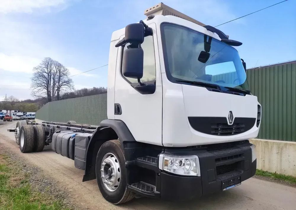Renault Premium 26.380 Dxi 6x2 rama do zabudowy - Châssis cabine: photos 1 Renault Premium 26.380 Dxi 6x2 rama do zabudowy - Châssis cabine: photos 1
