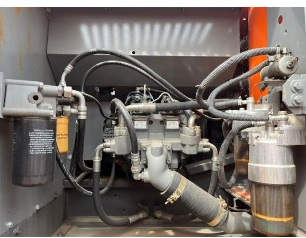 2021 Hitachi ZX240-3 - Pelle sur chenille: photos 3 2021 Hitachi ZX240-3 - Pelle sur chenille: photos 3