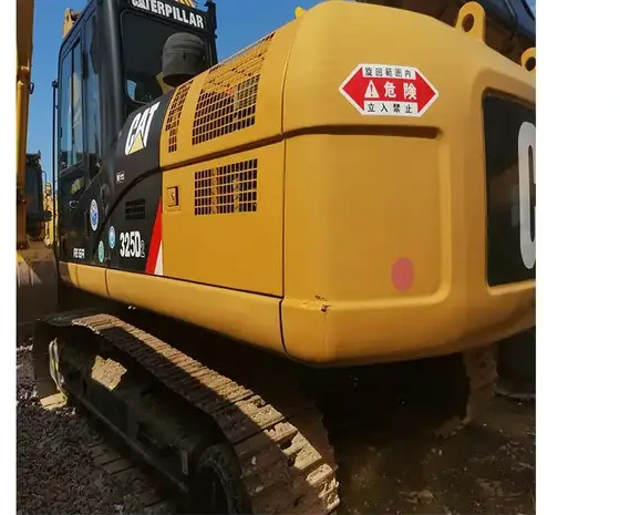 2022 Caterpillar 325 - Pelle sur chenille: photos 4 2022 Caterpillar 325 - Pelle sur chenille: photos 4