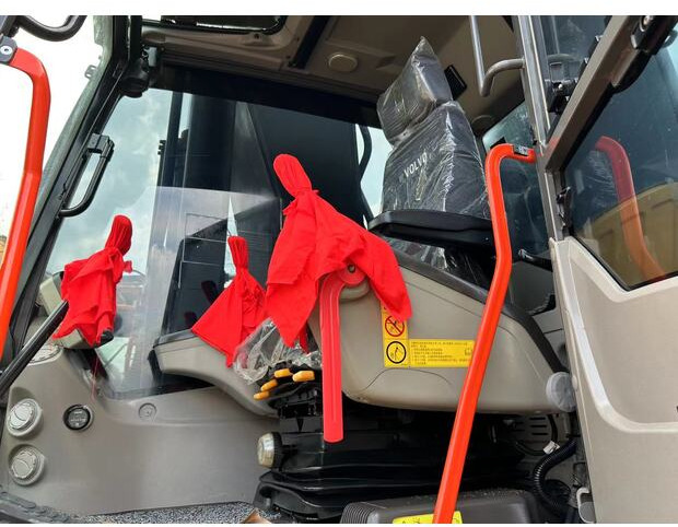2023 Volvo EC350DL - Pelle sur chenille: photos 3 2023 Volvo EC350DL - Pelle sur chenille: photos 3