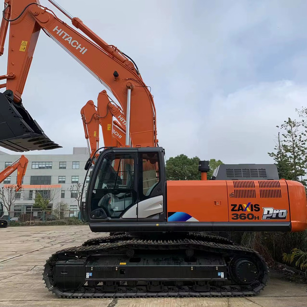 2024 Hitachi ZX360 - Pelle sur chenille: photos 1 2024 Hitachi ZX360 - Pelle sur chenille: photos 1