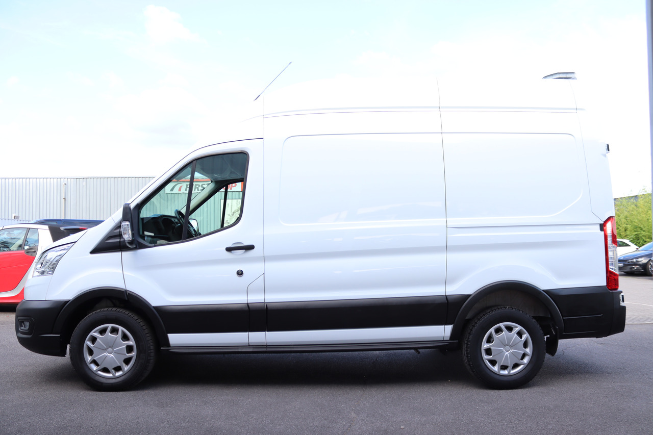 Ford Transit - Fourgon utilitaire: photos 2 Ford Transit - Fourgon utilitaire: photos 2