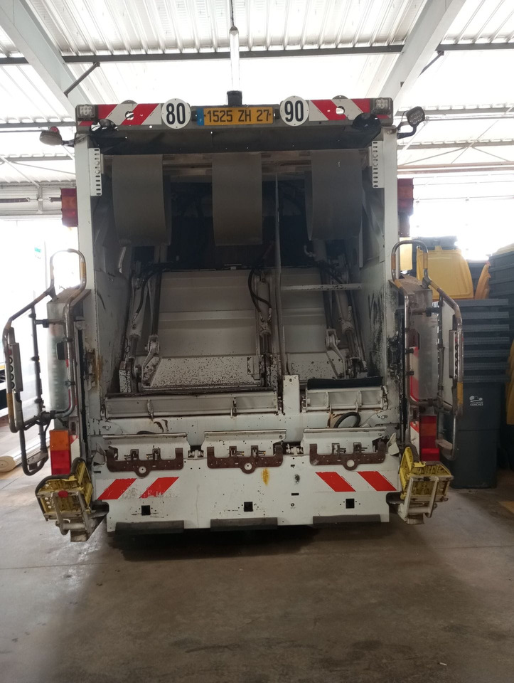 BOM de marque Renault 320 DXI- Benne FAUN Turbo changée en août 2023 - fuite hydraulique avant passage aux mines - arrêt de circulation octobre 2023 - batterie HS - état correct - factures disponibles - Benne à ordures ménagères: photos 5 BOM de marque Renault 320 DXI- Benne FAUN Turbo changée en août 2023 - fuite hydraulique avant passage aux mines - arrêt de circulation octobre 2023 - batterie HS - état correct - factures disponibles - Benne à ordures ménagères: photos 5