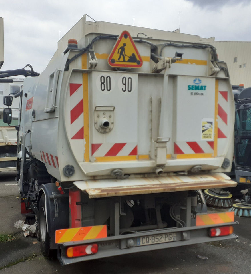 /!\ RESERVÉE AUX PROFESSIONNELS DE L'AUTOMOBILE UNIQUEMENT ! - Balayeuse de voirie: photos 5 /!\ RESERVÉE AUX PROFESSIONNELS DE L'AUTOMOBILE UNIQUEMENT ! - Balayeuse de voirie: photos 5