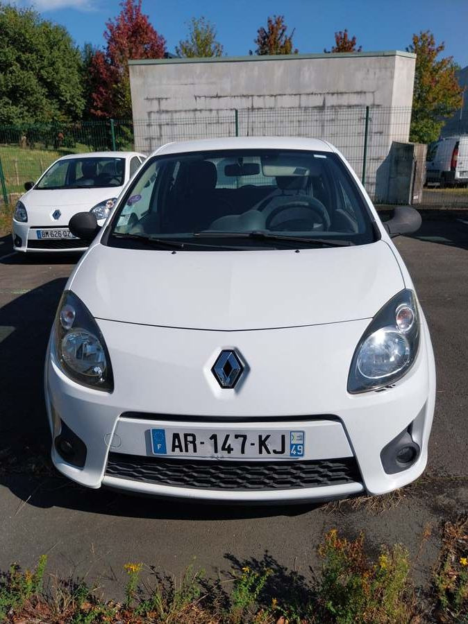 Renault Twingo PH2 GPL. Contrôle technique défavorable pour - Voiture: photos 1 Renault Twingo PH2 GPL. Contrôle technique défavorable pour - Voiture: photos 1