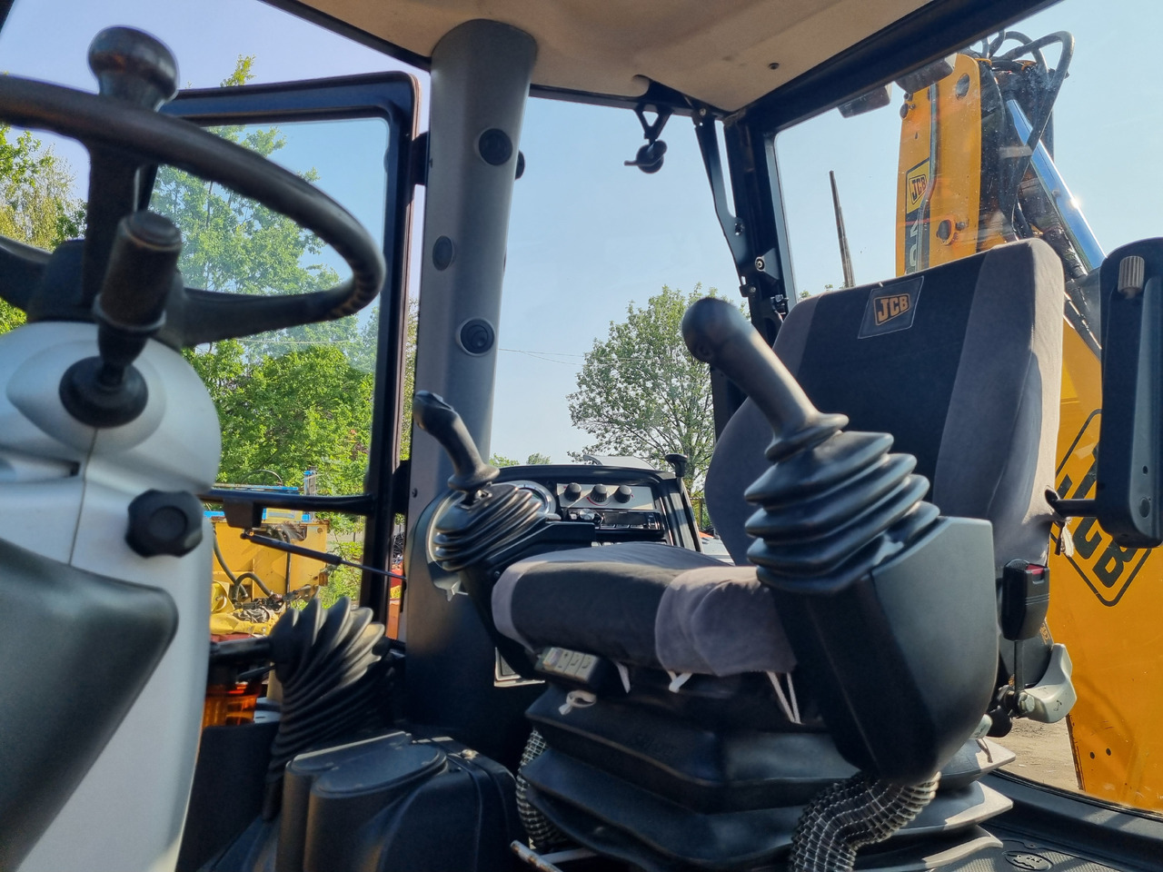 JCB 4CX - Tractopelle: photos 5 JCB 4CX - Tractopelle: photos 5