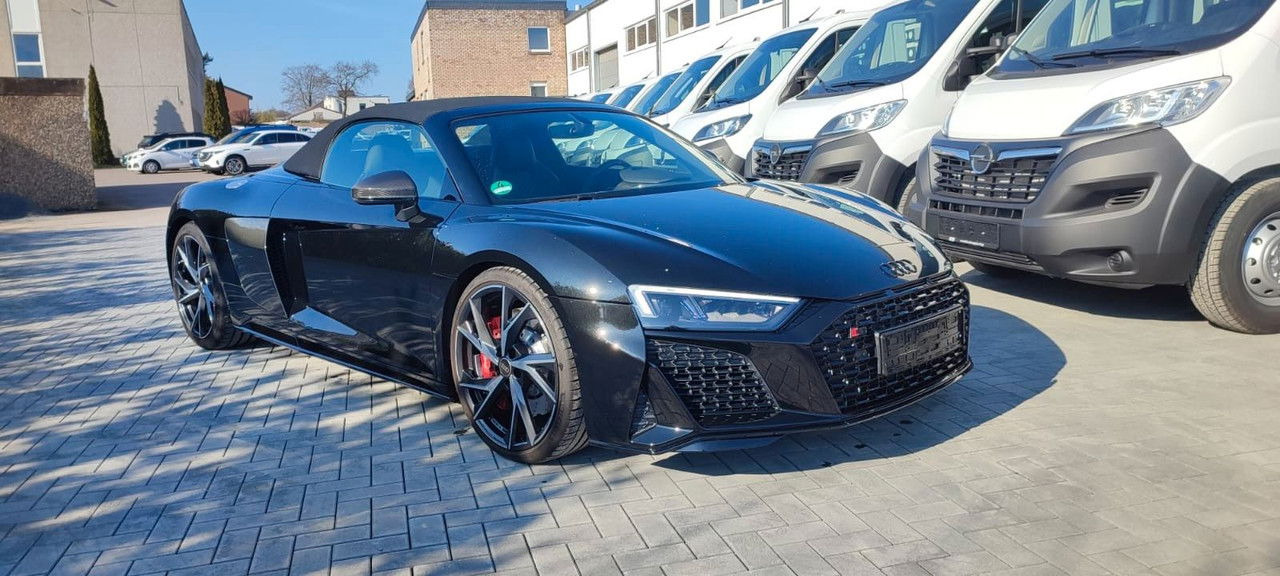 Audi R8 Spyder 5.2 FSI RWD performance - Voiture: photos 4 Audi R8 Spyder 5.2 FSI RWD performance - Voiture: photos 4